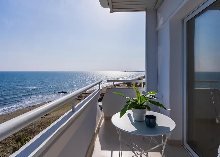 Compass 1-bedroom Appartamento Larnaca